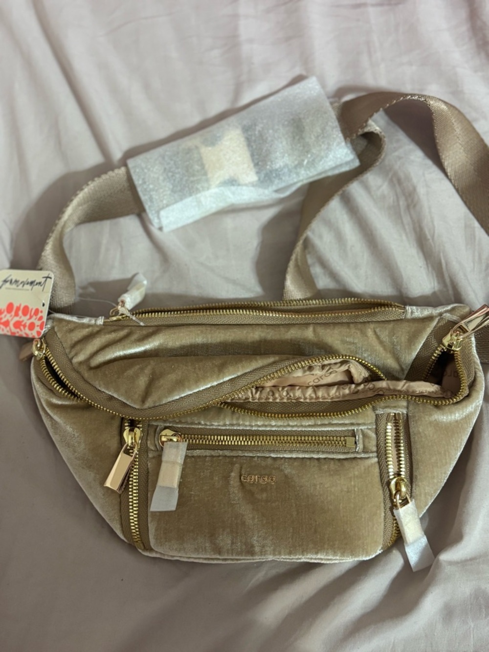 caraa Gold Velvet Crossbody Belt Bag